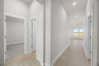 110 Divisadero Dr, Hutto, TX 78634 - photo 3