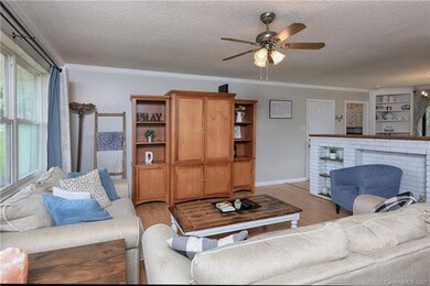 113 Ethel Ln, Statesville, NC 28625 - photo 2