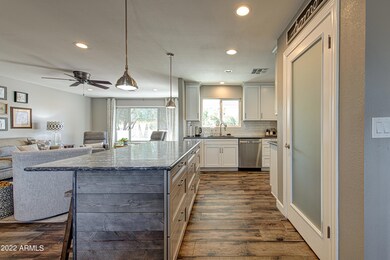 9603 W Cottonwood Dr, Sun City, AZ 85373 - photo 6