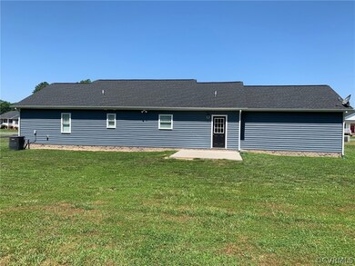 1254 Heron Point Rd, Tappahannock, VA 22560 - photo 2