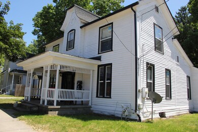 736 Broadway St, Niles, MI 49120 - photo 3