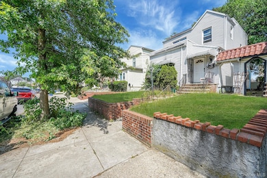 13841 230th Place, Laurelton, NY 11413 - photo 2