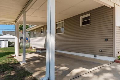 653 Roth Ave, Columbus, OH 43228 - photo 4