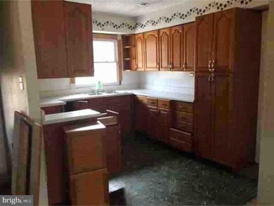 4 Cedar St, Beverly, NJ 08010 - photo 6