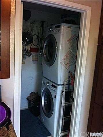 CONVENIENT INSIDE LAUNDRY ROOM DOWNSTAIRS