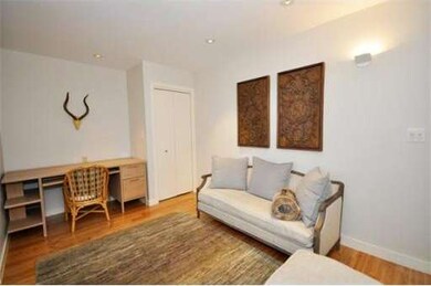 26 Holly Ln unit 3D, Chestnut Hill, MA 02467 - photo 6