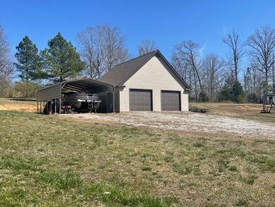 309 Sara Acres Dr, Tennessee Ridge, TN 37178 - photo 6