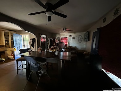 2721 W Mistletoe Ave, San Antonio, TX 78228 - photo 3