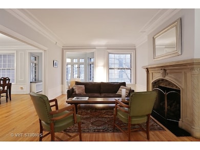 516 W Surf St unit 2, Chicago, IL 60657 - photo 2