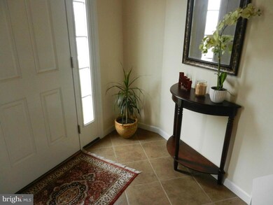 113 Conestoga Dr, Lancaster, PA 17602 - photo 2