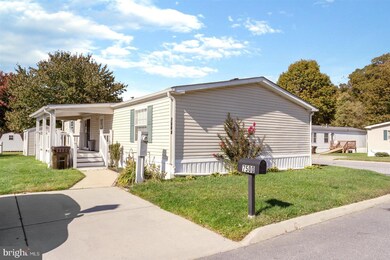 7500 Schooner Ln, Middle River, MD 21220 - photo 2