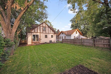 1722 Queen Ave N, Minneapolis, MN 55411 - photo 7