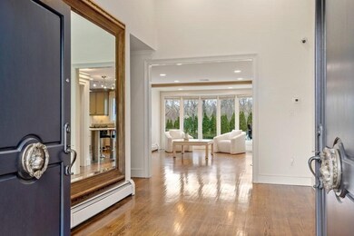 167 Laurel Rd, Chestnut Hill, MA 02467 - photo 3