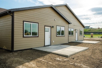 628 Valley View Dr, Sheridan, WY 82801 - photo 3