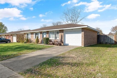 2168 Minnesota Dr, Xenia, OH 45385 - photo 3