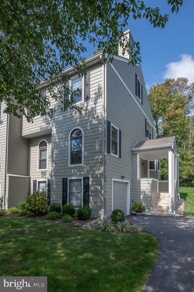 2406 Westfield Ct unit 2406, Newtown Square, PA 19073 - photo 2