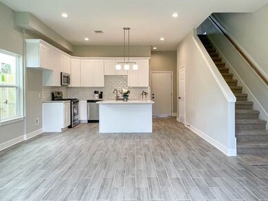 8725 Compton St, Houston, TX 77016 - photo 6