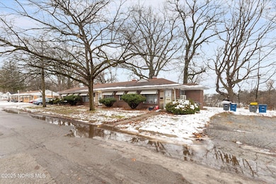 26 Terrace Downs St, Toledo, OH 43614 - photo 3