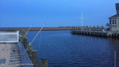 246 Sandlewood Dr, Bayville, NJ 08721 - photo 5