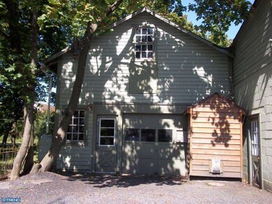 1233 N Gravel Pike, Zieglerville, PA 19492 - photo 4