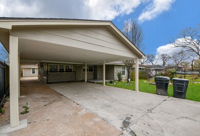 13417 Halifax St, Houston, TX 77015 - photo 2