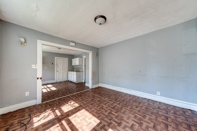 158 Norfolk St, Springfield, MA 01109 - photo 6