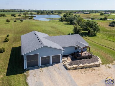 5900 SW Valencia Rd, Topeka, KS 66610 - photo 3