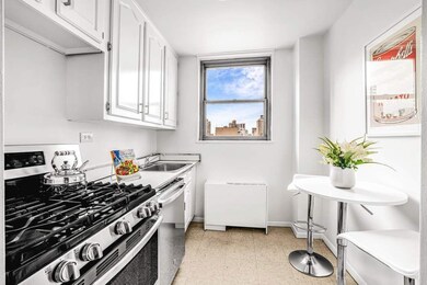 444 E 86th St unit 22B, New York, NY 10028 - photo 4