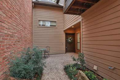 236 Sugarberry Cir, Houston, TX 77024 - photo 3