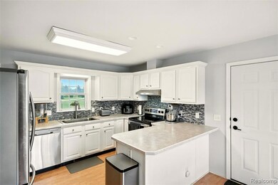 1014 Deer Valley Ln, Manchester, MI 48158 - photo 7