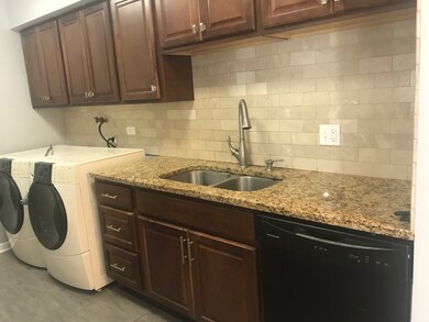 1373 S Glen Cir unit D, Aurora, IL 60506 - photo 4