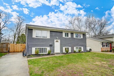 2689 Glenbriar St, Columbus, OH 43232 - photo 3