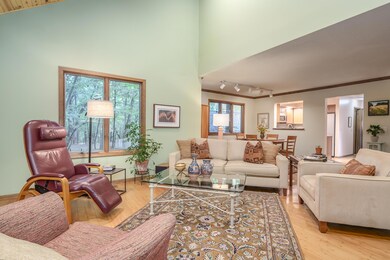 Highpointe_Dr_2412_Kalamazoo_49008-5