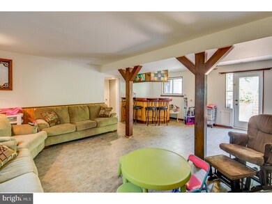 204 Williams Ave, Woodbury, NJ 08096 - photo 5