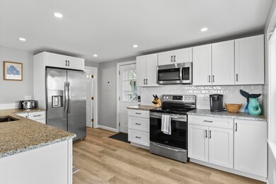175 Beach Ave_121
