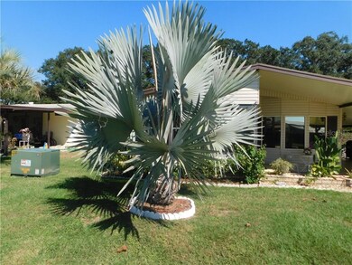 5520 Riviera Dr, Zephyrhills, FL 33541 - photo 3