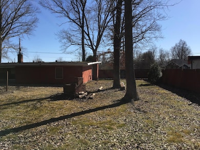 6307 Cooper Chapel Rd, Louisville, KY 40229 - photo 3