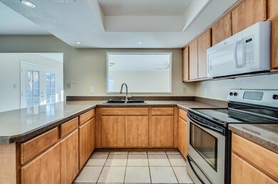 213 S Maple St, Chandler, AZ 85226 - photo 2