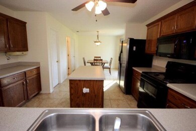 1340 Kokopelli Dr, Edinburg, TX 78541 - photo 6