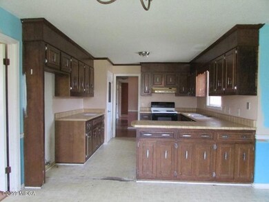 3. KITCHEN