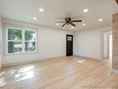 531 N Crownpoint Dr, Ada, OK 74820 - photo 4