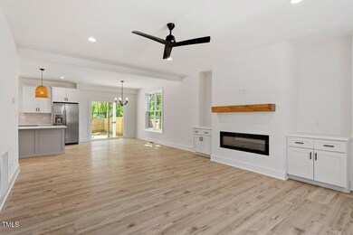 811 Fargo St 2136243_10