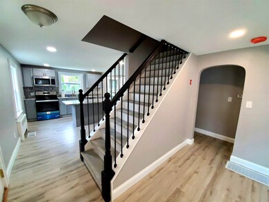 29 Tougas Ave, Manchester, NH 03109 - photo 7