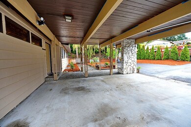 8040 SE 36th St, Mercer Island, WA 98040 - photo 3