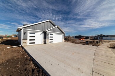 3921 E Beartooth Loop, Spearfish, SD 57783 - photo 6