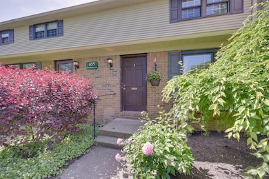 655 Providence Ave Unit J Columbus OH 43