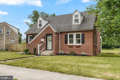 720 W Race St, Pottstown, PA 19464 - photo 3