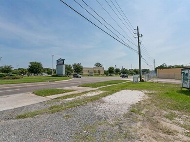 5047 College St, Jacksonville, FL 32205 - photo 7