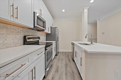 08-Kitchen