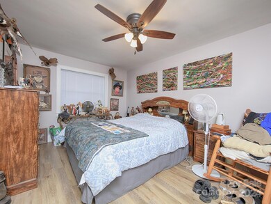 408 N Center St unit 414, Statesville, NC 28677 - photo 6